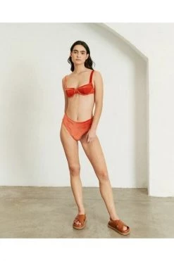 ALOHAS Bikini's The Loop Velvet Bikini Top Orange -Aloha Winkel 074185af8539ac63ca83edf2c909c452