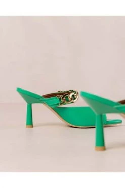 ALOHAS Schoenen Daisy Shiny Sandals Green -Aloha Winkel 08ec0538cdab4b75b7004883381c8f2e