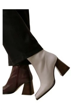 ALOHAS Enkellaarsjes South Boots Gray 11 ALOHAS Enkellaarsjes South Boots Gray -Aloha Winkel 0e393858c15cb95dfdf560469ff66c9d