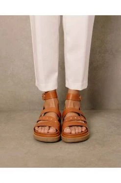 ALOHAS Sandalen Beat Sandals Brown -Aloha Winkel 0f0977e2bf617e9b66552025089dac17