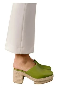 ALOHAS Schoenen Clogs Green
