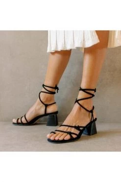 ALOHAS Sandalen Goldie Heel Sandals Black