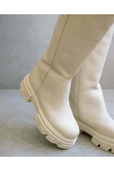 ALOHAS Laarzen Katiuska Leather Knee-high Boots Beige 1 ALOHAS Laarzen Katiuska Leather Knee-high Boots Beige