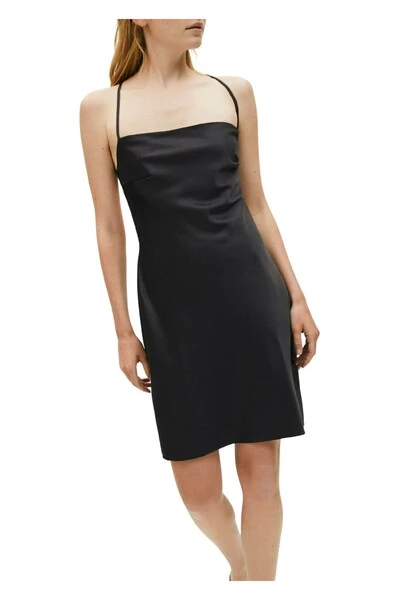 ALOHAS Feestjurken Fuzzy Dress Black 2 ALOHAS Feestjurken Fuzzy Dress Black - Afbeelding 2