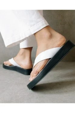 ALOHAS Slippers Overcast Flip Flops Beige -Aloha Winkel 276a4c43fda1bafc6b557b9bd6caa82d