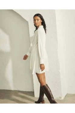 ALOHAS Casual Jurken Liberica Dress Beige 9 ALOHAS Casual Jurken Liberica Dress Beige -Aloha Winkel 2ac7275af3f56250eb6d7fc2d8ee1448