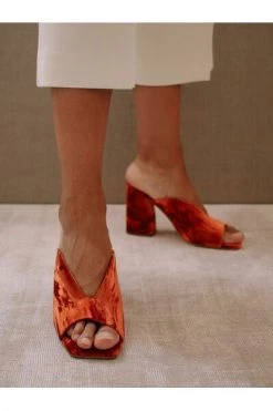 ALOHAS Sandalen Frenchie Velvet Sandals Orange -Aloha Winkel 3628ede56769cf2ad215d0a5d384d3c9