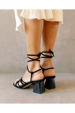 ALOHAS Sandalen Goldie Heel Sandals Black -Aloha Winkel 3a87be324532b2179b7d0eb2daa49765