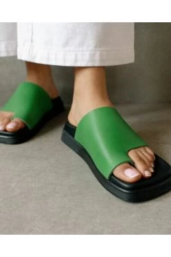 ALOHAS Slippers Toe Ring Flop Shoes Green -Aloha Winkel 3d4d81027e0f41b99992b49072a86a8a