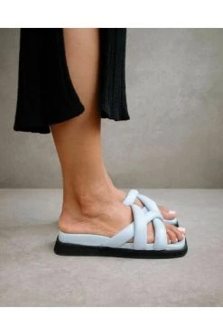 ALOHAS Slippers Slip On Cross Sandals Blue 10 ALOHAS Slippers Slip On Cross Sandals Blue -Aloha Winkel 48524105f9ca763129f9d72015b8d23b