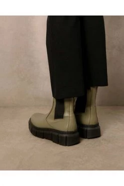 ALOHAS Chelseaboots Armor Boots Green 8 ALOHAS Chelseaboots Armor Boots Green -Aloha Winkel 4e06977952c1c074d1c00c3ef34e1c36