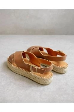 ALOHAS Sandalen Crossed Brown -Aloha Winkel 4ee368f2ec5385158482f6138c378073