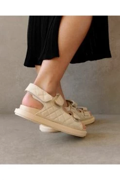 ALOHAS Sandalen Hook-Loop Sandals Beige -Aloha Winkel 518076a0657881bc670d299f12f4ab14