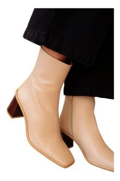 ALOHAS Enkellaarsjes Shoes Beige 8 ALOHAS Enkellaarsjes Shoes Beige -Aloha Winkel 51fe2f5fded2dde335d2e45b273446cf