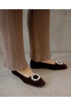 ALOHAS Ballerina's Bella Crystal Velvet Shoes Brown -Aloha Winkel 54e1c13ade1b45aa8b3e6ea7111e8ddd