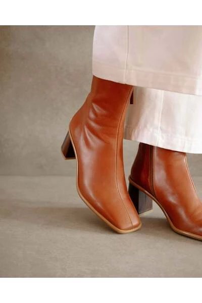 ALOHAS Schoenen West Cape Vintage Tan Brown 1 ALOHAS Schoenen West Cape Vintage Tan Brown