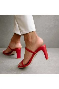 ALOHAS Slippers Cannes Dare To Sandals Red -Aloha Winkel 56973dd1bc55d16fad58de435c02b16a