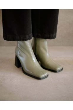 ALOHAS Schoenen South Boots Green -Aloha Winkel 5cef4b16889df680174904aafd579173