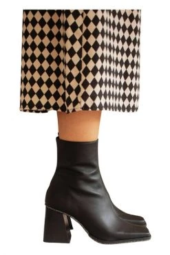 ALOHAS Schoenen South Corn Bots Black 10 ALOHAS Schoenen South Corn Bots Black -Aloha Winkel 5ea88f41423d33190722edc465e3193d