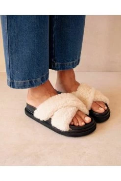 ALOHAS Slippers Cloud Shoes Beige -Aloha Winkel 664071e822df8fb585eb3d4bb0e82468