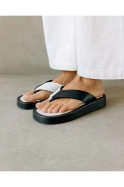 ALOHAS Slippers Overcast Bicolor Shoes Black