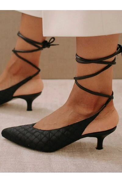 ALOHAS Last Dance Pumps Black 1 ALOHAS Last Dance Pumps Black