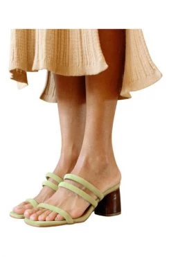 ALOHAS Slippers Sandals Green 8 ALOHAS Slippers Sandals Green -Aloha Winkel 753a348f9ffb4ccb25a26aa2b787587c