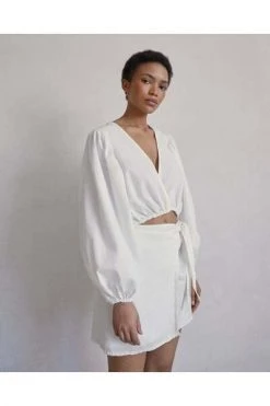 ALOHAS Blouses Dazzling Blouse White