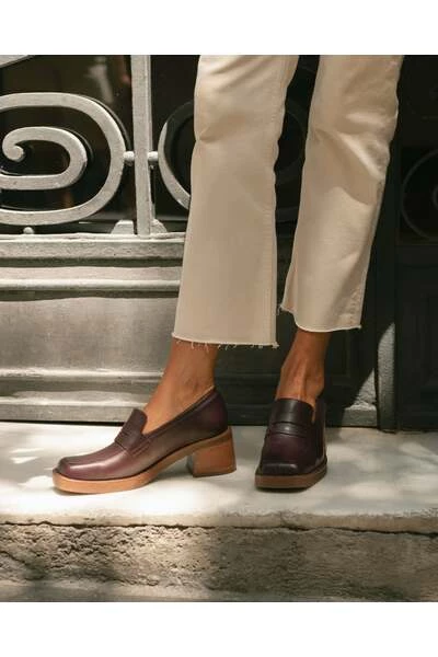 ALOHAS Pumps Roxanne Red 1 ALOHAS Pumps Roxanne Red