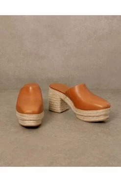 ALOHAS Schoenen Pico Clogs Brown 7 ALOHAS Schoenen Pico Clogs Brown -Aloha Winkel 88551799c7f50a3eaf372e5983b7a7a1