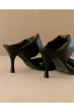 ALOHAS Sandalen Twist Strap Corn Sandals Black -Aloha Winkel 93255bfd5046e1b816de01602d68ae66