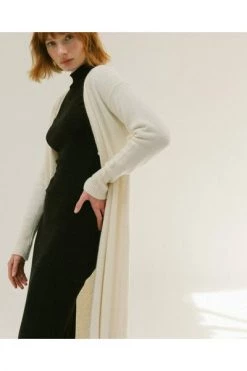 ALOHAS Vesten Pursuit Cardigan Beige -Aloha Winkel 93b733dcbc0d2f48f25c606e05e1c1fd