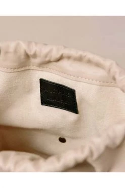 ALOHAS Schoudertassen The N Bag Black 11 ALOHAS Schoudertassen The N Bag Black -Aloha Winkel 9d2b6ff5ac5e14f8206ecfb688b243b0