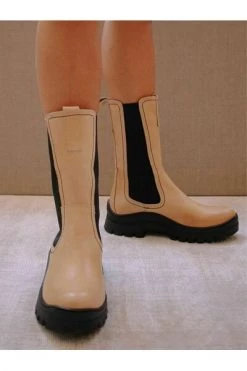 ALOHAS Chelseaboots Pick Me Up Leather Boots Beige -Aloha Winkel 9e00dccbd229157c3ee9d90b48e54b70