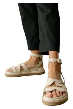 ALOHAS Sandalen Wavy Sandals White -Aloha Winkel a8c925638a5c9b14cb97e0d7eba64e2a