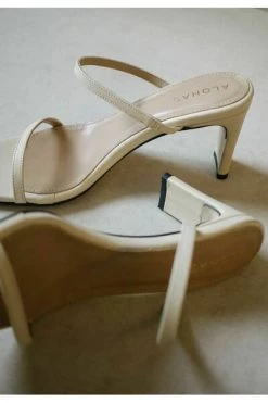 ALOHAS Sandalen Cannes Sandals Beige 10 ALOHAS Sandalen Cannes Sandals Beige -Aloha Winkel a905c22f478865db04344aae7be2fa1d