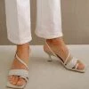 ALOHAS Sandalen Asymmetric Straps White White
