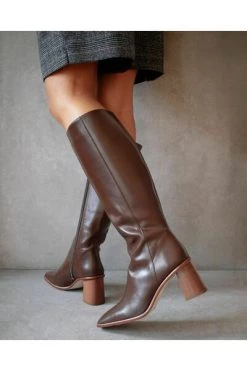 ALOHAS Schoenen East Boots Brown 9 ALOHAS Schoenen East Boots Brown -Aloha Winkel baf2b284d98e7e5ee1940de7aac3451d