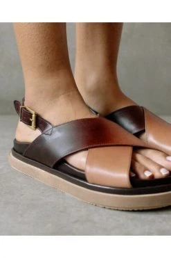 ALOHAS Sandalen Marshmallow Platform Sandals Brown -Aloha Winkel c75b641b01ba0ae6eaacff178c2cee1a