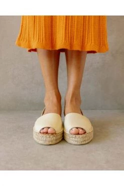 ALOHAS Espadrilles Ibizas Shoes Beige -Aloha Winkel c8315cd6fc490769e20e17bbe3d8d70c