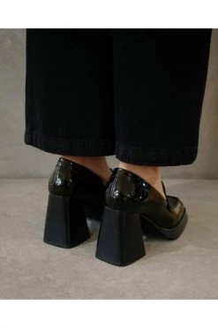 ALOHAS Take Off Pumps Black