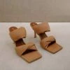 ALOHAS Sandalen Twist Strap Sandals Brown