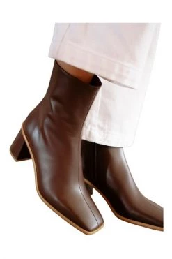 ALOHAS Enkellaarsjes West Cape Boots Brown -Aloha Winkel cded5d2d870ffff87e9ab4a34a211f8e