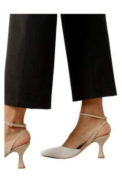 ALOHAS Cinderella Pumps Beige