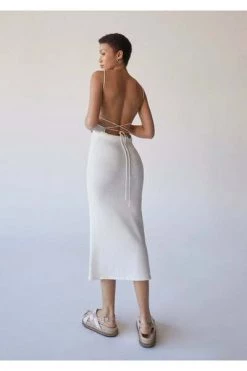 ALOHAS Casual Jurken Delicate Strap Knit Dress Beige -Aloha Winkel cf23f011811cf9ad620da034e175cbac