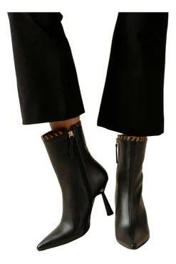 ALOHAS Enkellaarsjes Leo Black -Aloha Winkel d933a6563b29fab5824a1b10bdd624a8