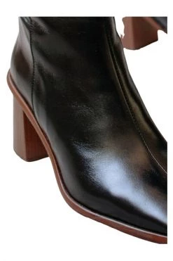 ALOHAS Laarzen East High Boots Black -Aloha Winkel e4066f4eac8633003a51fac9e2f68f3b