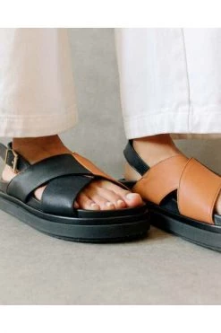 ALOHAS Sandalen Marshmallow Black 10 ALOHAS Sandalen Marshmallow Black -Aloha Winkel e7f2f35214124fb453ae7f09a2d3732e