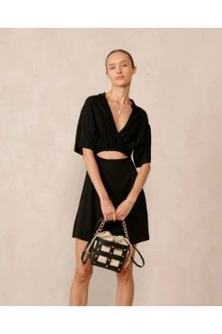 ALOHAS Schoudertassen The N Bag Black 9 ALOHAS Schoudertassen The N Bag Black -Aloha Winkel f72084a1f73beb1bc6a3c9d1aa724cce