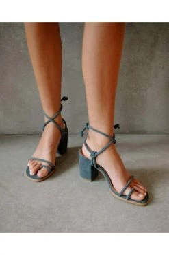 ALOHAS Sandalen Grace Block Heel Sandals Gray -Aloha Winkel f93ce2316a85f4f03c0dd0e599dcced1